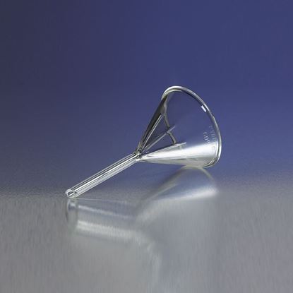 FUNNELS, FLUTED, 60° ANGLE, SHORT STEM, PYREX®
